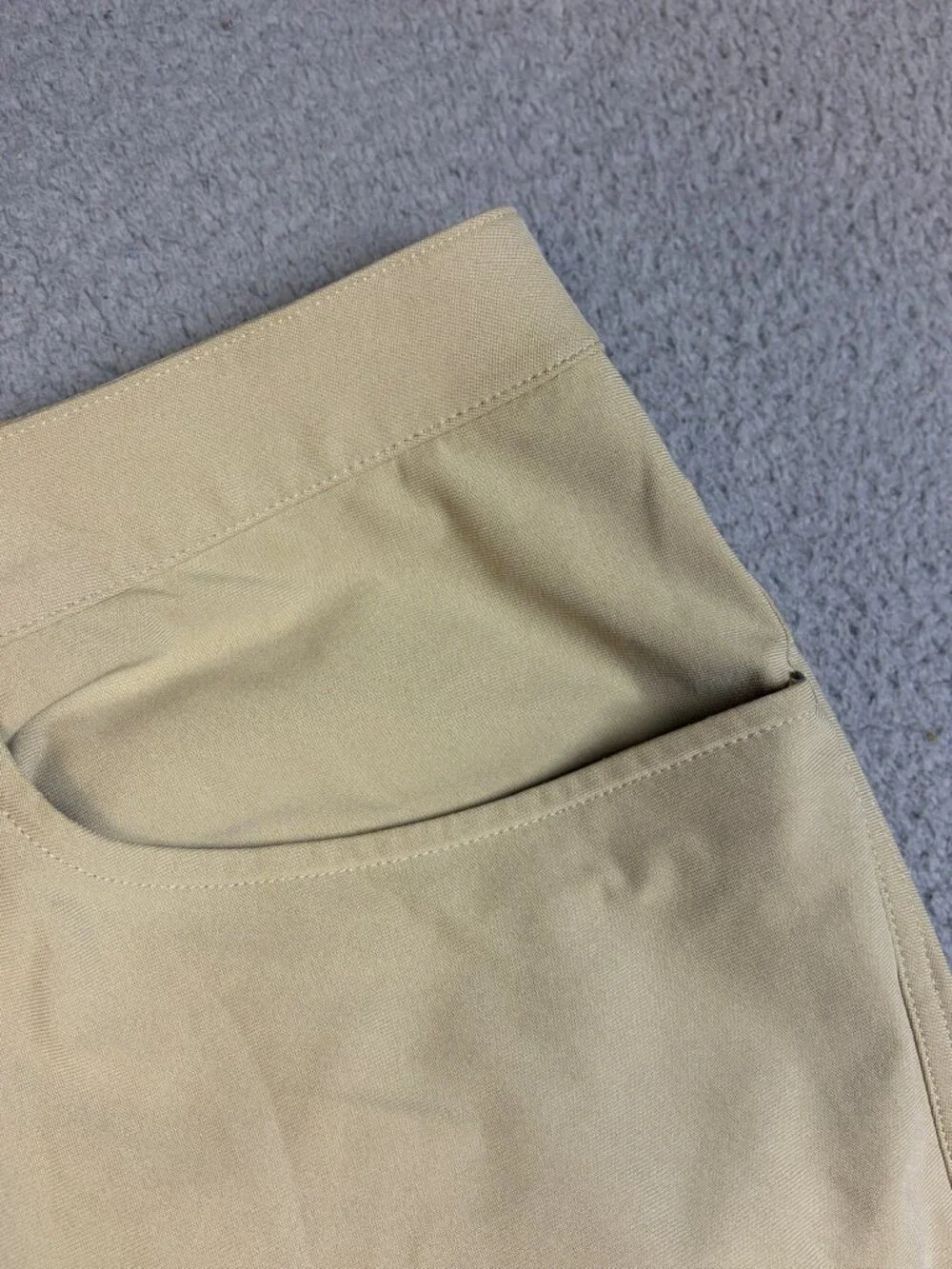 Lululemon Commission Pants Mens 44x33 Beige Performance Chino Stretch Pockets